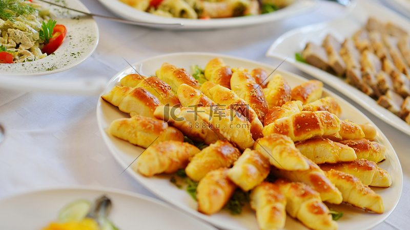 手工牛轧糖商用配方揭秘：从原料选择到成品工艺